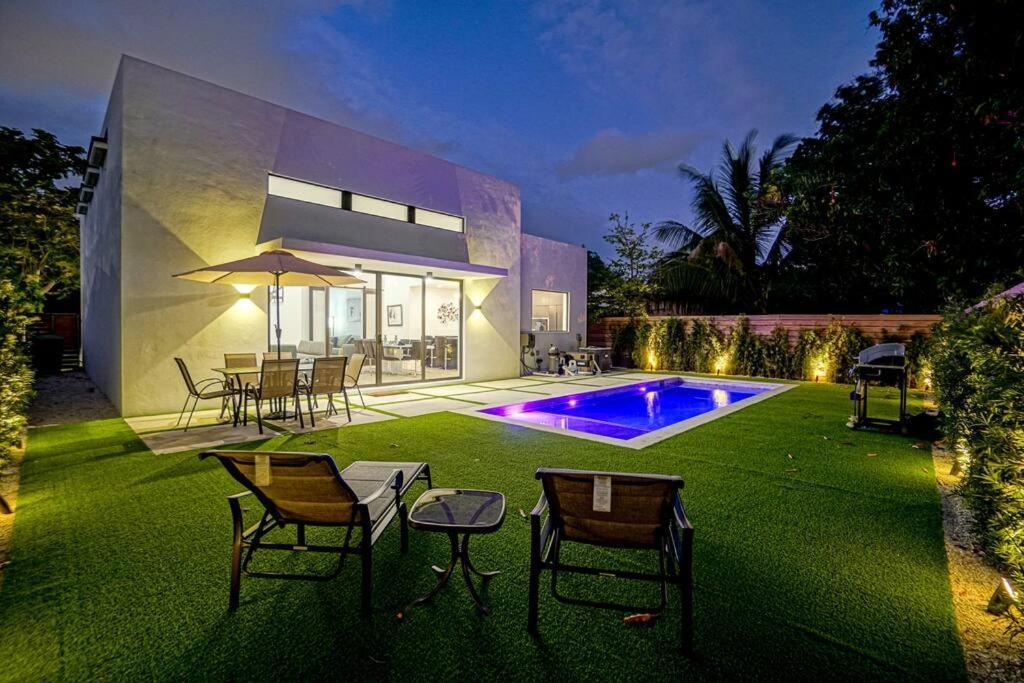 فيلا Design House -Heated Pool -Big Yard -Gated Parking ميامي المظهر الخارجي الصورة