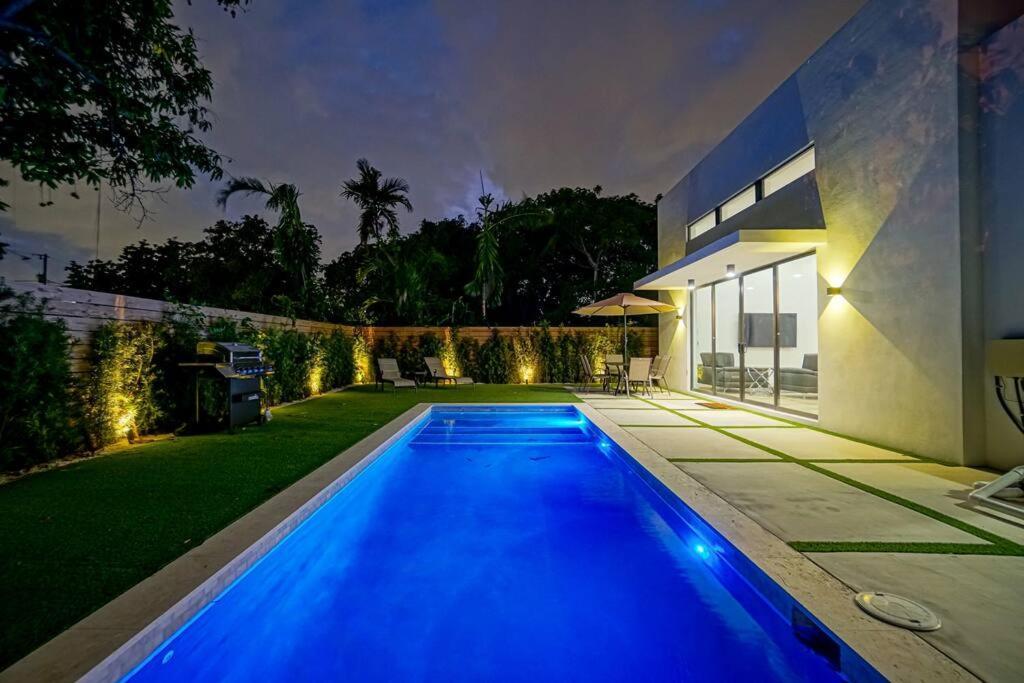 فيلا Design House -Heated Pool -Big Yard -Gated Parking ميامي المظهر الخارجي الصورة
